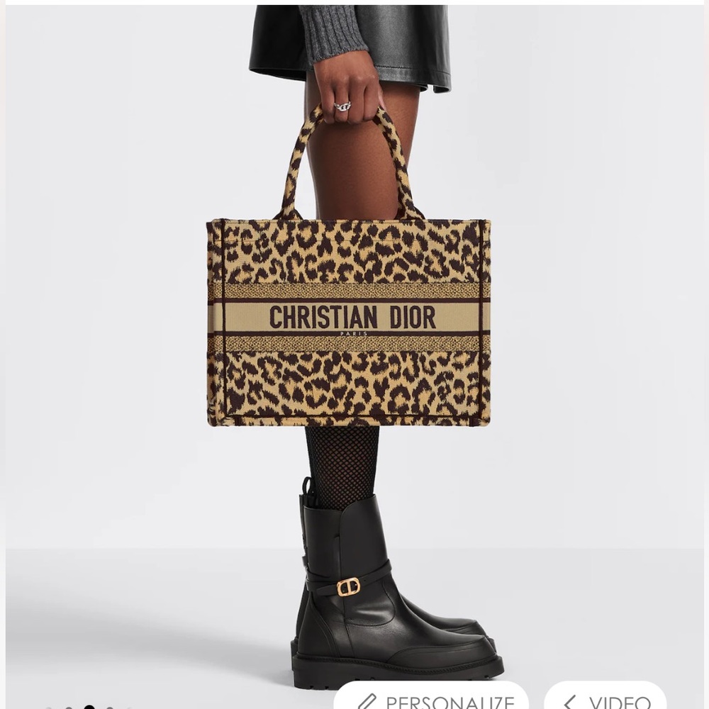 Medium leopard book tote
